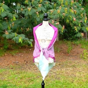 Wander Agio Lady's Scarf In Split Pattern of Colors